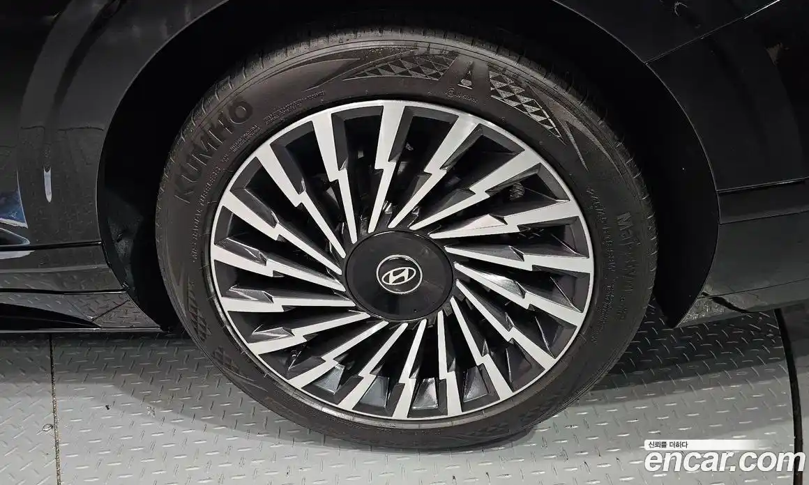 Hyundai Grandeur 2023 1.6 Автомат в Москве № 714736, фото 5