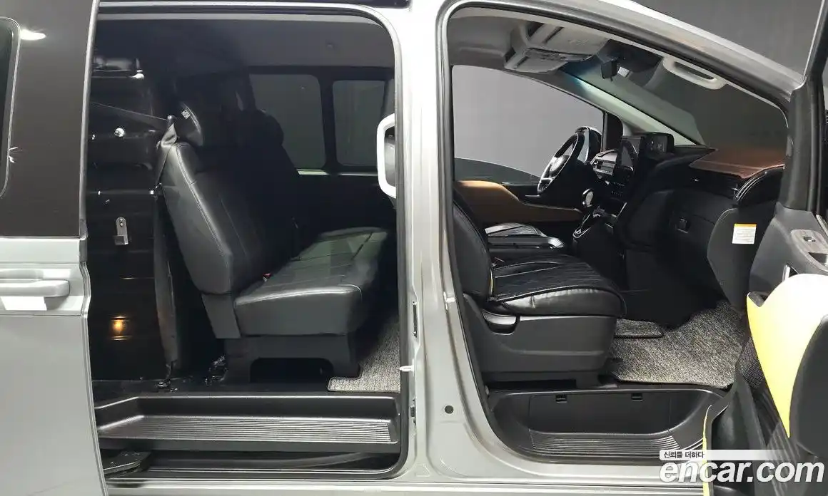 Hyundai Staria 2025 1.6 Автомат в Москве № 714754, фото 11