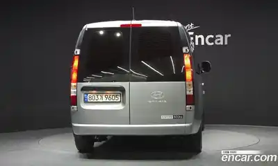 Hyundai Staria 2025 1.6 Автомат в Москве № 714754, миниатюра 4