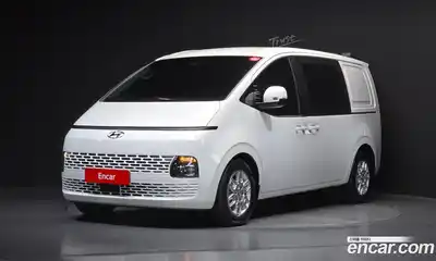 Hyundai Staria, 2023