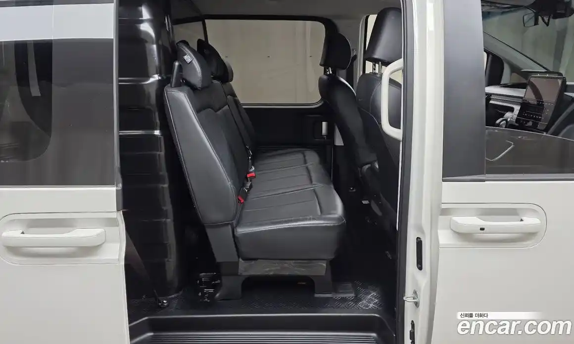 Hyundai Staria 2023 2.2 Автомат в Москве № 715073, фото 12