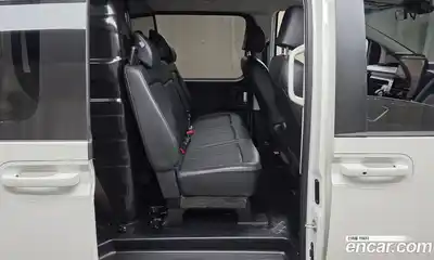 Hyundai Staria 2023 2.2 Автомат в Москве № 715073, миниатюра 12