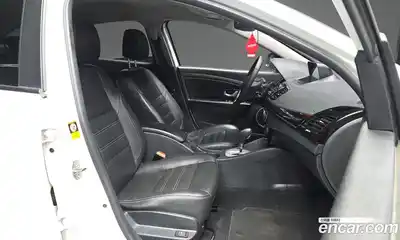 Renault SM3 2016 1.6 Автомат в Москве № 715170, миниатюра 11