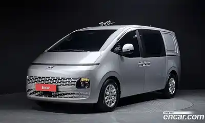 Hyundai Staria, 2024