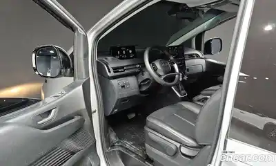 Hyundai Staria 2024 2.2 Автомат в Москве № 715230, миниатюра 11