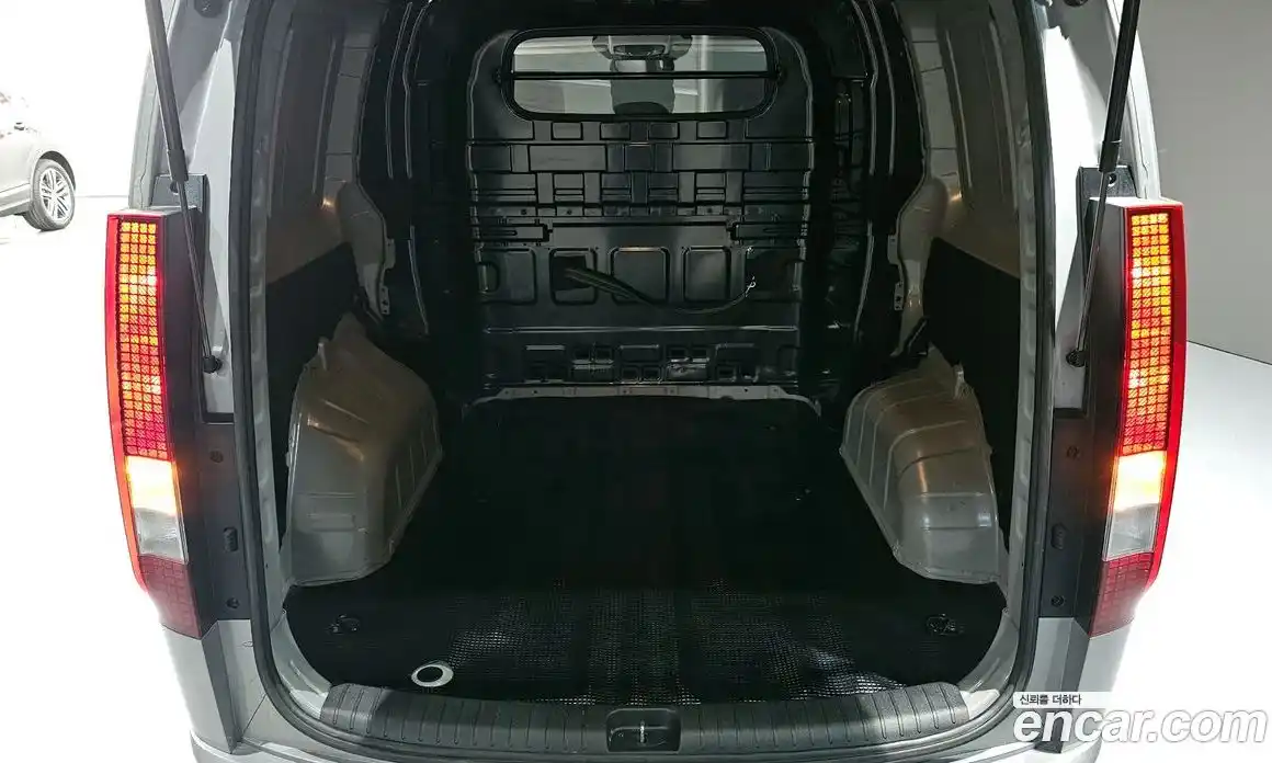 Hyundai Staria 2024 2.2 Автомат в Москве № 715230, фото 20