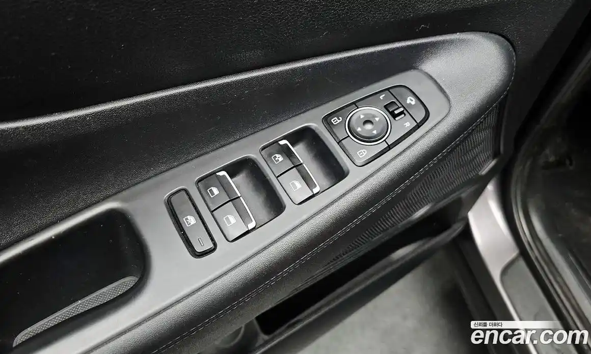 Hyundai Santa Fe 2021 2.2 Автомат в Москве № 715386, фото 18