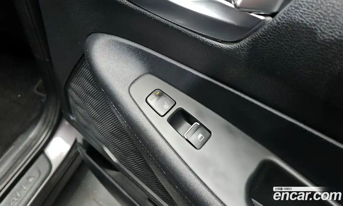 Hyundai Santa Fe 2021 2.2 Автомат в Москве № 715386, фото 19