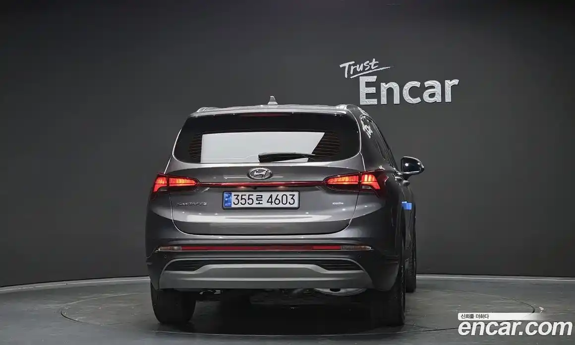 Hyundai Santa Fe 2021 2.2 Автомат в Москве № 715386, фото 4