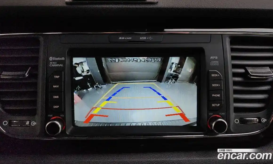 Kia Canival 2018 2.2 Автомат в Москве № 715838, фото 15