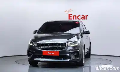 Kia Canival 2018 2.2 Автомат в Москве № 715838, миниатюра 3