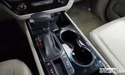 Kia Canival 2018 2.2 Автомат в Москве № 715838, миниатюра 9