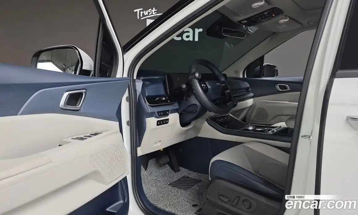 Kia Canival 2025 1.6 Автомат в Москве № 715858, фото 13