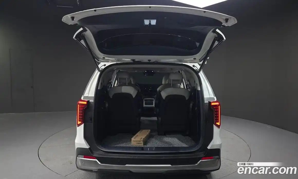 Kia Canival 2025 1.6 Автомат в Москве № 715858, фото 20