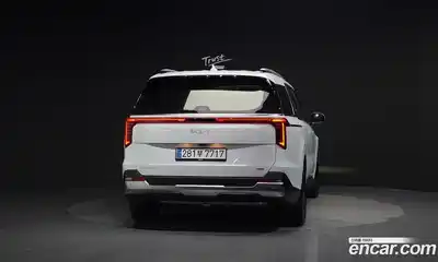 Kia Canival 2025 1.6 Автомат в Москве № 715858, миниатюра 4