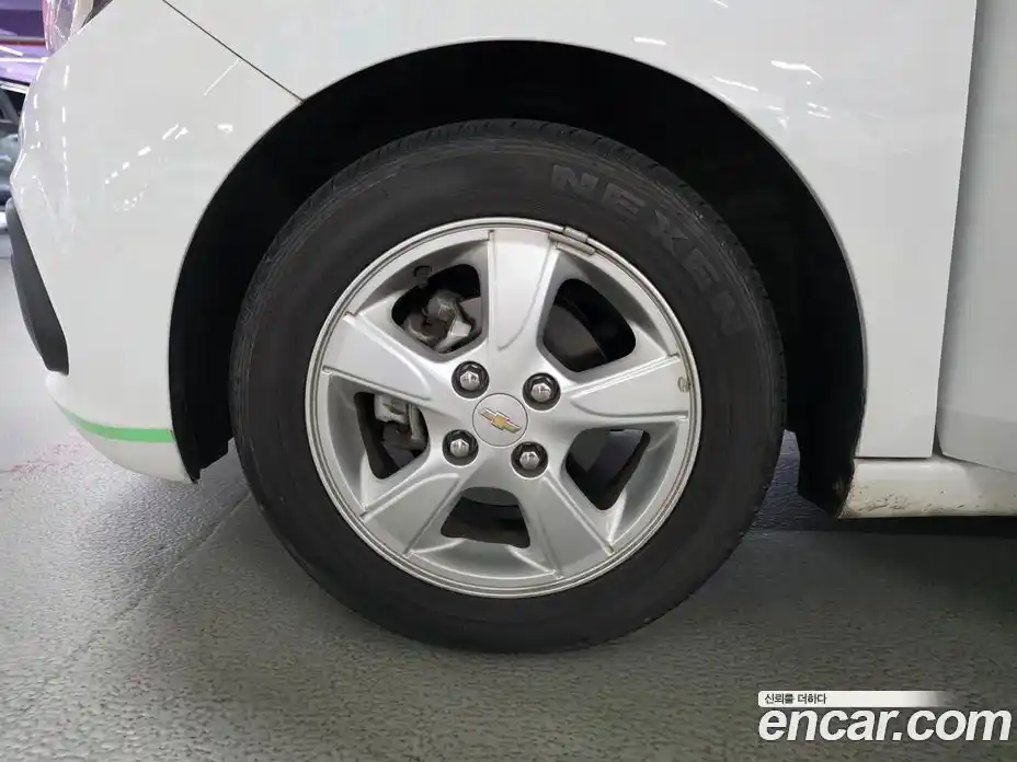 Chevrolet Spark 2016 1.0 Автомат в Москве № 716162, фото 20