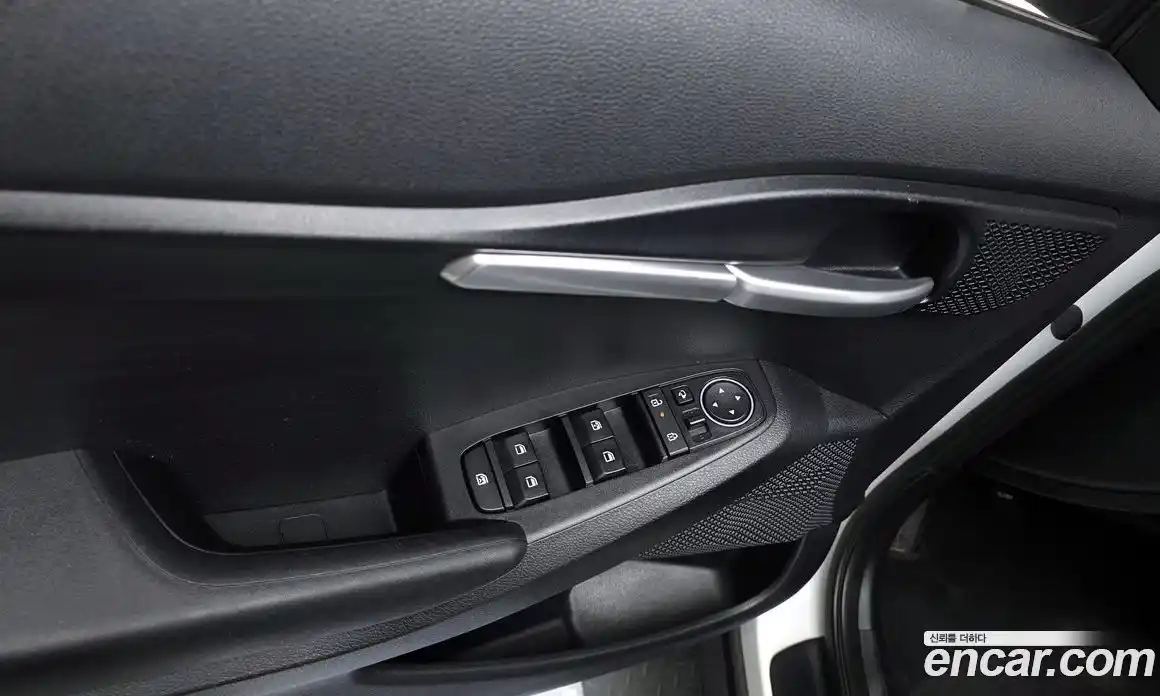 Kia Seltos 2023 1.6 Автомат в Москве № 716423, фото 18