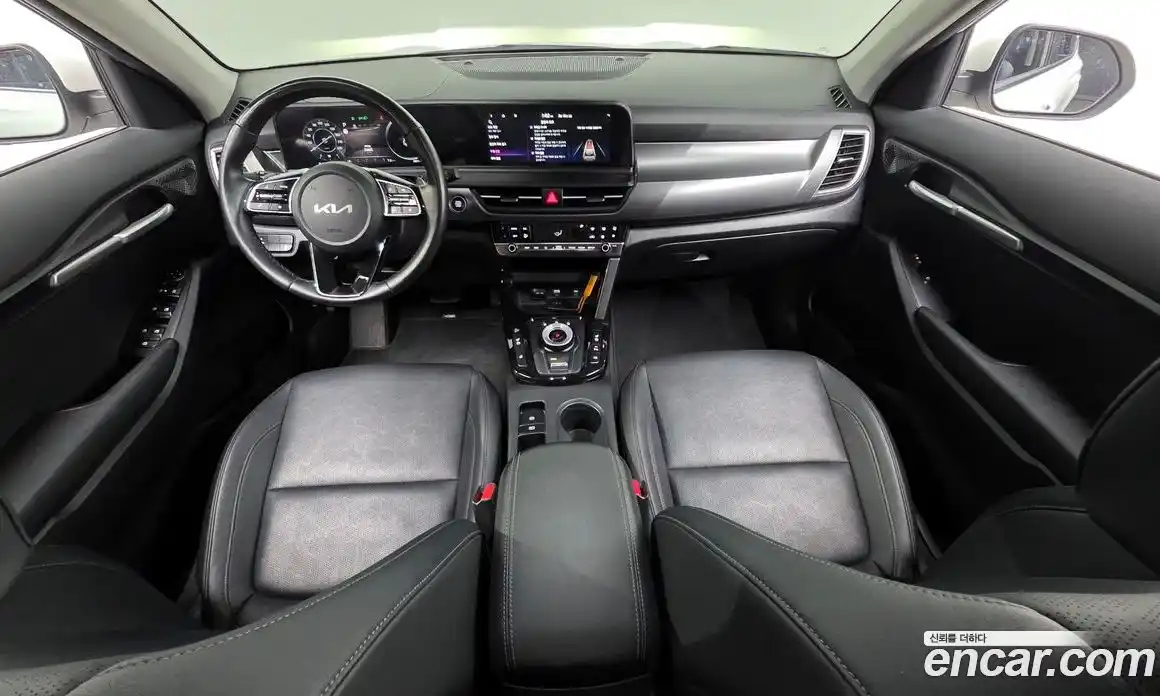 Kia Seltos 2023 1.6 Автомат в Москве № 716423, фото 7