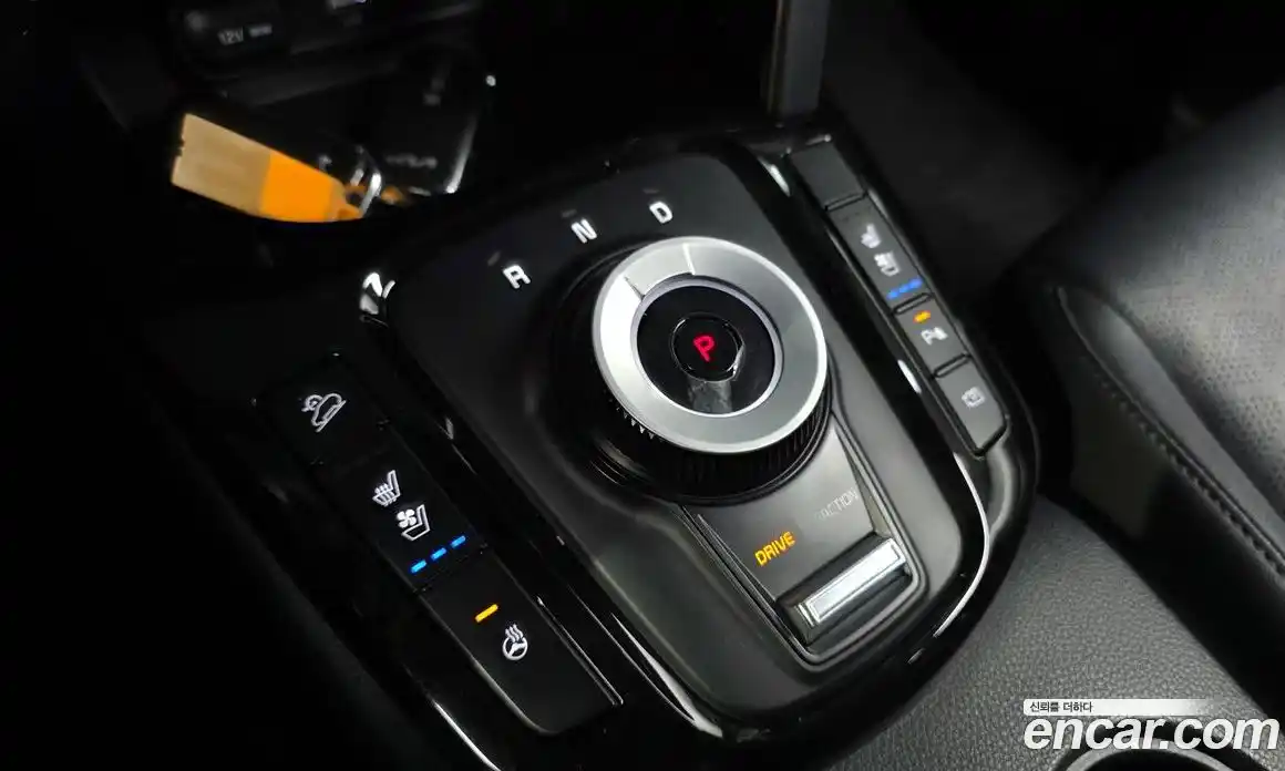 Kia Seltos 2023 1.6 Автомат в Москве № 716423, фото 9