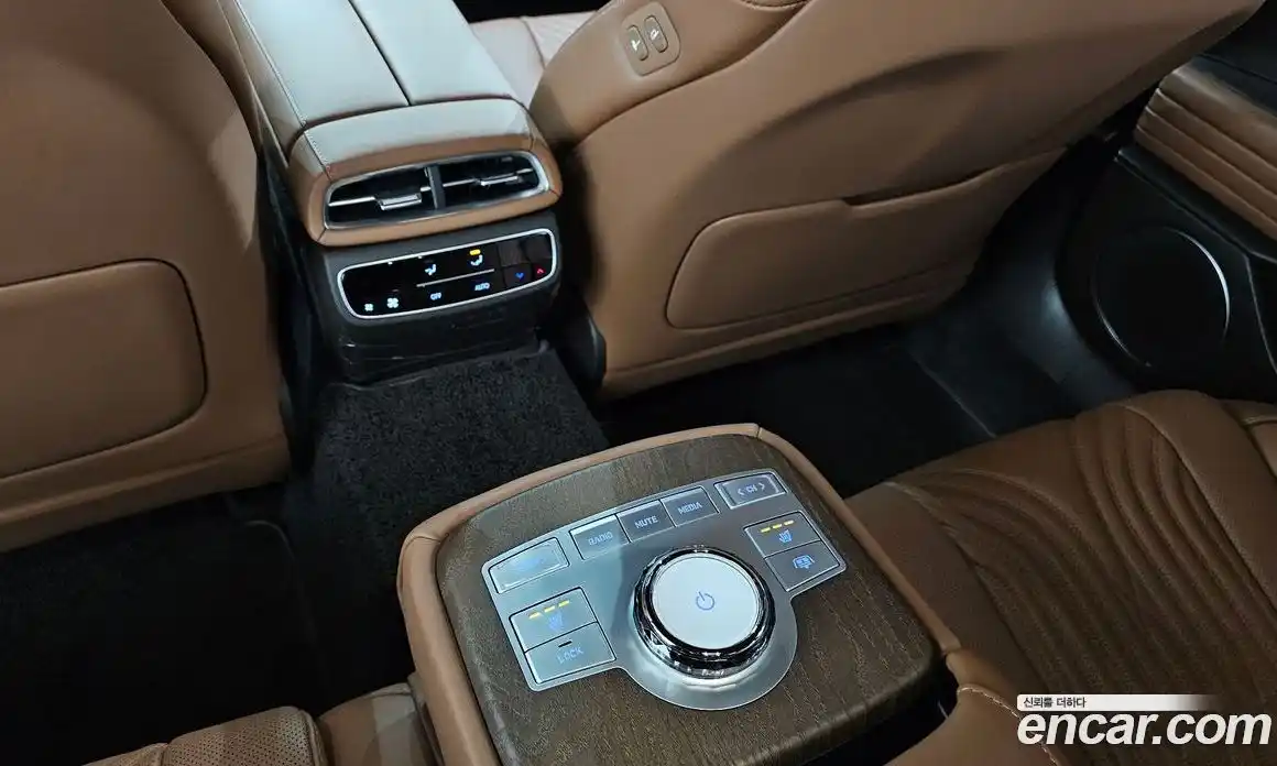 Genesis G80 2023 2.5 Автомат в Москве № 716750, фото 18