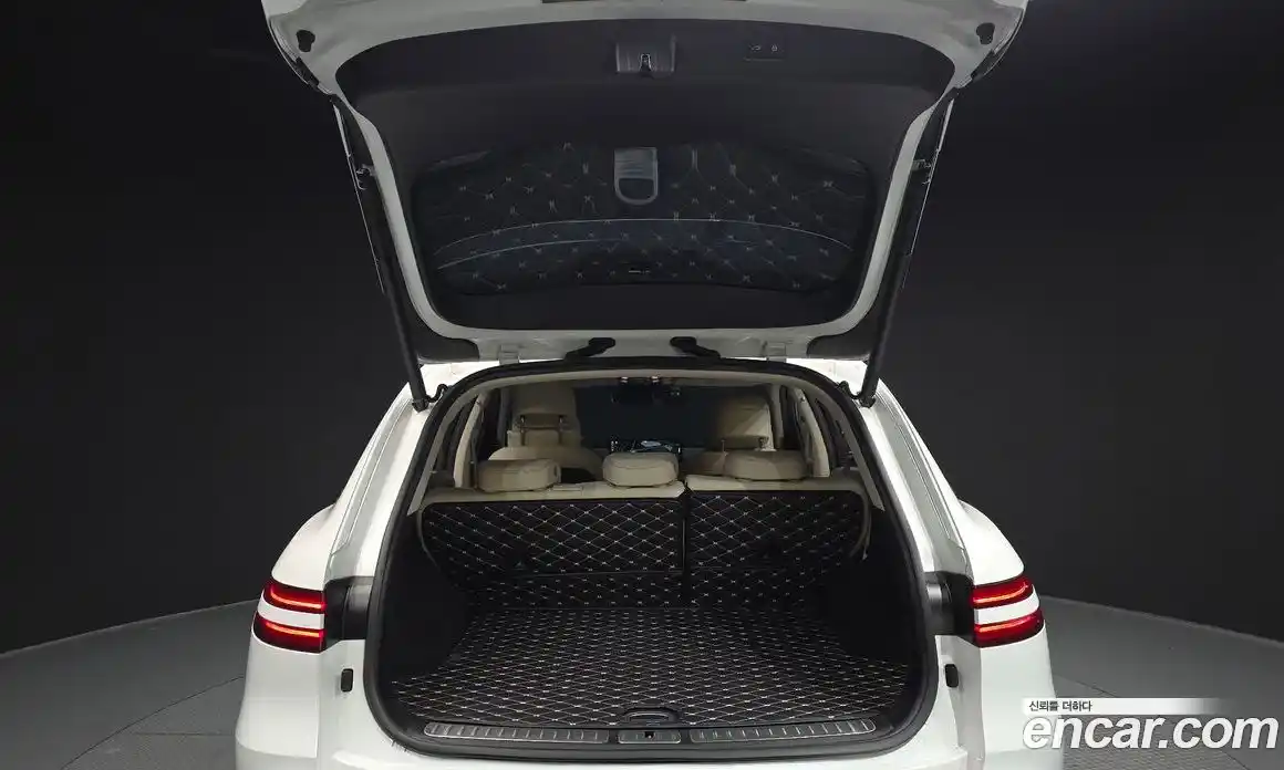 Genesis GV70 2021 2.5 Автомат в Москве № 716962, фото 20