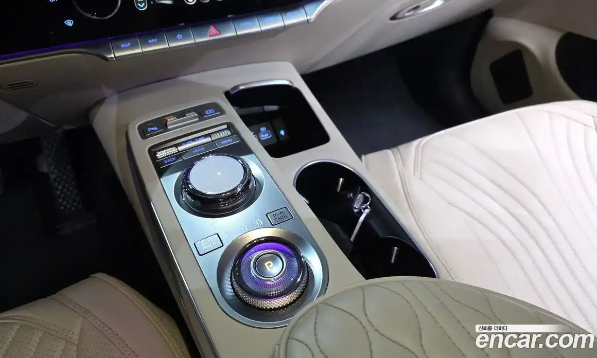 Genesis GV70 2021 2.5 Автомат в Москве № 716962, фото 9