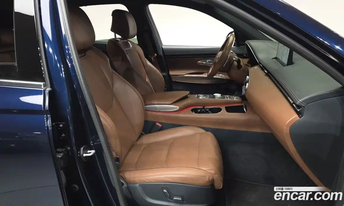 Genesis GV70 2021 2.5 Автомат в Москве № 717023, фото 10