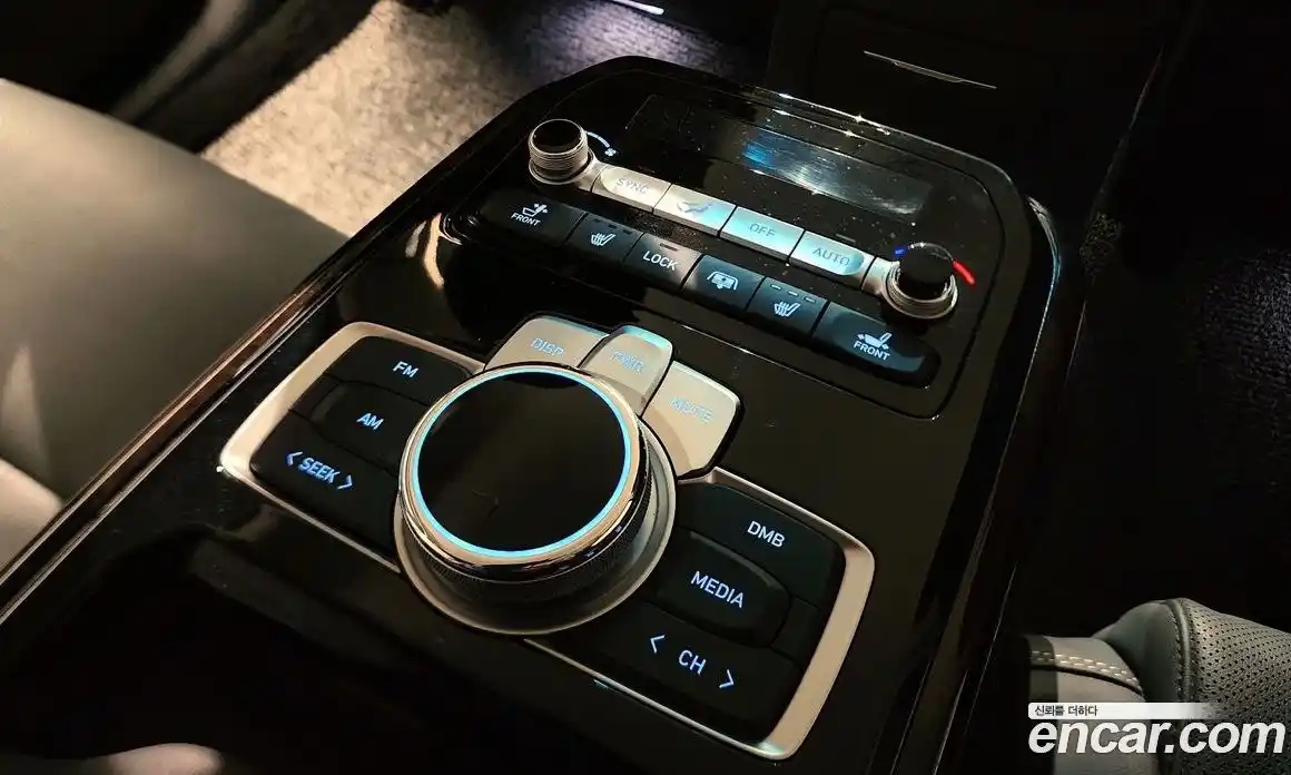 Genesis G90 2019 3.8 Автомат в Москве № 717090, фото 19