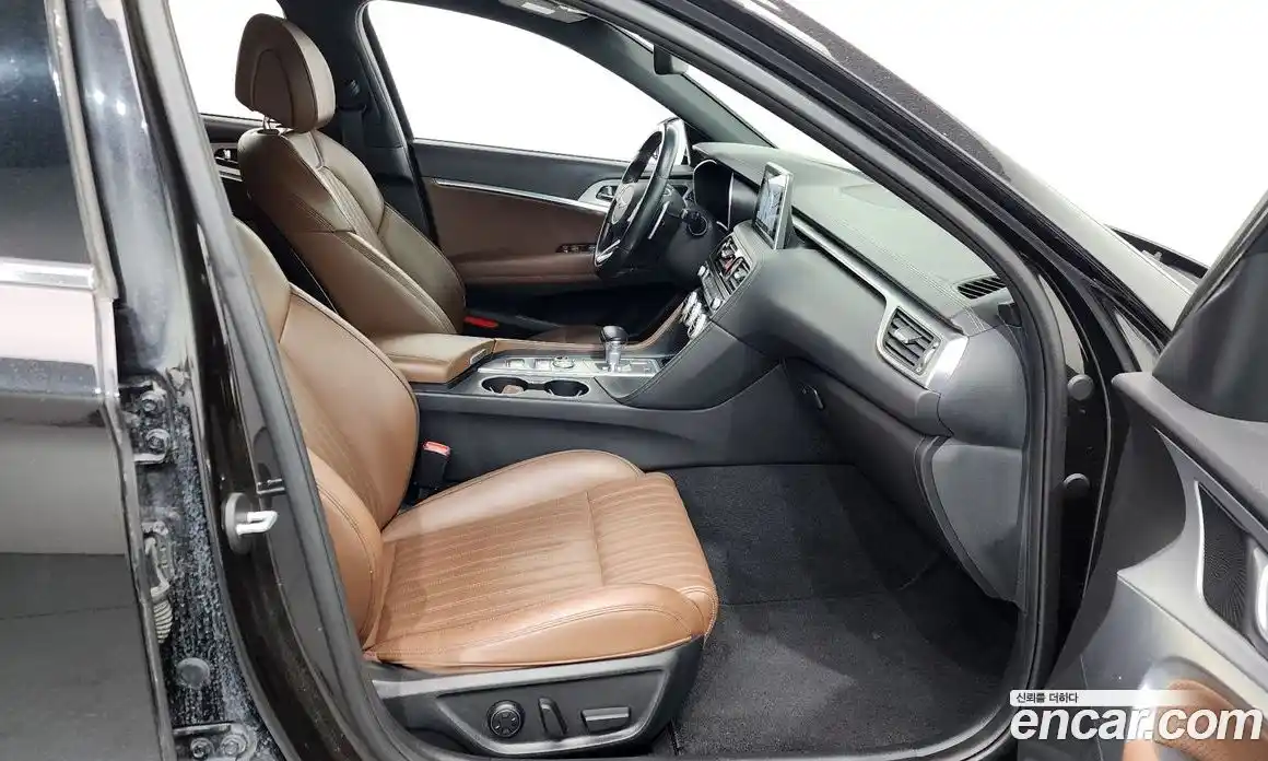 Genesis G70 2018 2.0 Автомат в Москве № 717118, фото 11