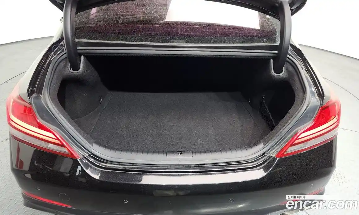 Genesis G70 2018 2.0 Автомат в Москве № 717118, фото 20