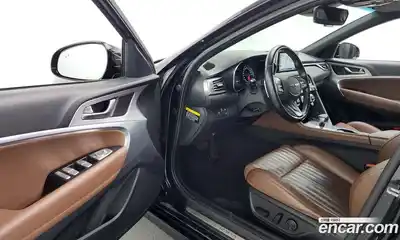 Genesis G70 2018 2.0 Автомат в Москве № 717118, миниатюра 10