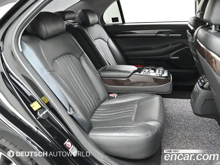 Genesis EQ900 2017 3.8 Автомат в Москве № 717318, фото 12