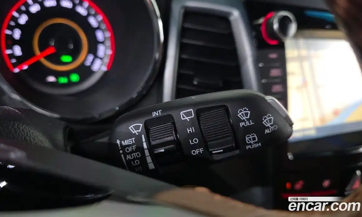 SsangYong TIBOLI 2019 1.6 Автомат в Москве № 717768, фото 15