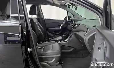 Chevrolet Trax 2020 1.4 Автомат в Москве № 718036, миниатюра 11