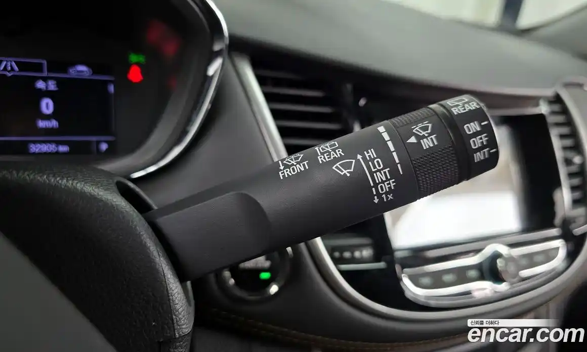 Chevrolet Trax 2020 1.4 Автомат в Москве № 718036, фото 17