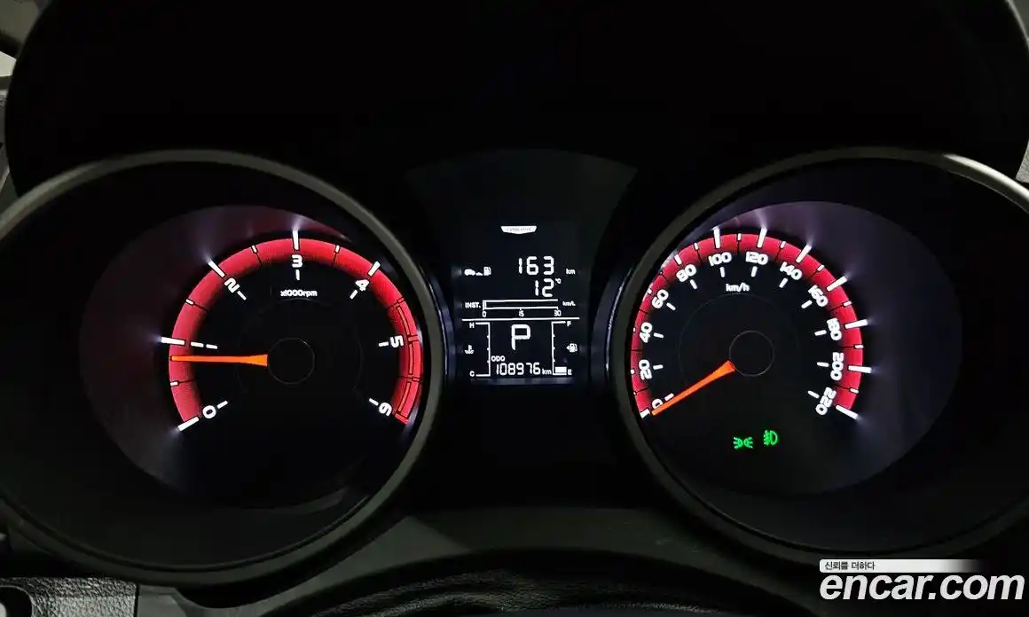 SsangYong TIBOLI 2016 1.6 Автомат в Москве № 718143, фото 8