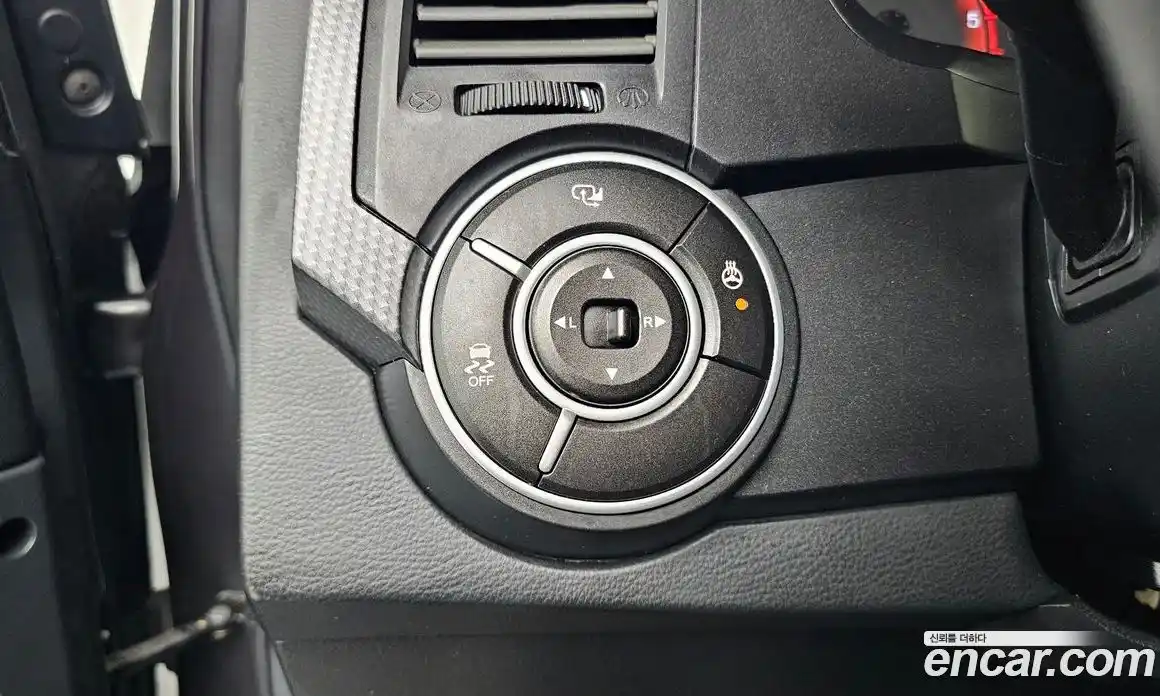 SsangYong Korando 2015 2.0 Автомат в Москве № 718323, фото 14