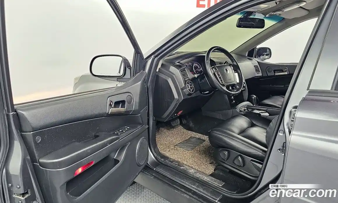 SsangYong Korando 2015 2.0 Автомат в Москве № 718323, фото 10