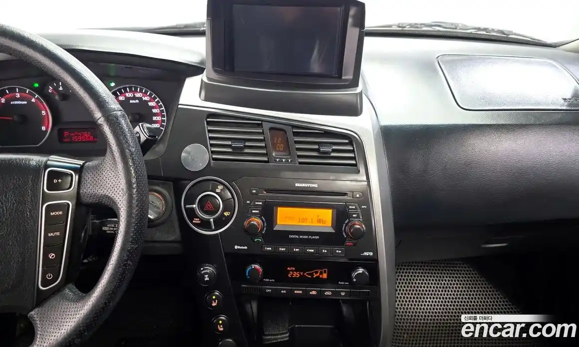 SsangYong Korando 2013 2.0 Автомат в Москве № 718544, фото 14