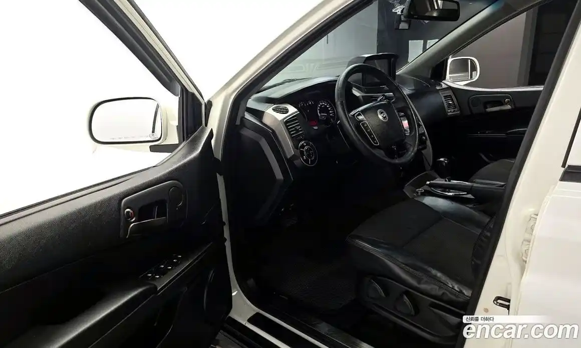 SsangYong Korando 2013 2.0 Автомат в Москве № 718544, фото 10