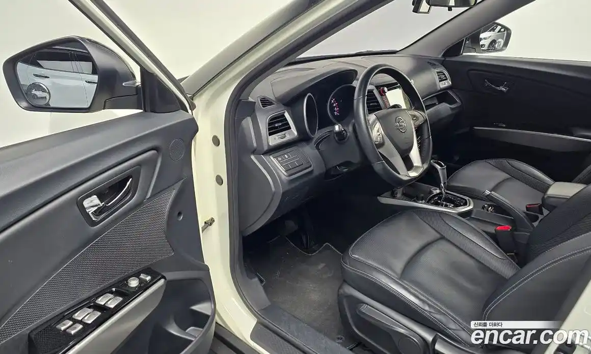 SsangYong TIBOLI 2016 1.6 Автомат в Москве № 718553, фото 11