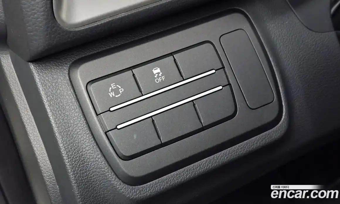 SsangYong TIBOLI 2016 1.6 Автомат в Москве № 718553, фото 14