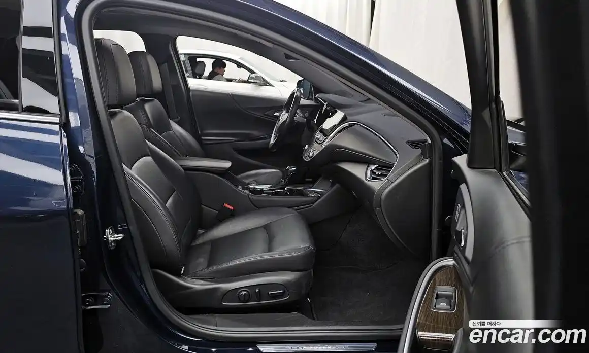 Chevrolet Malibu 2018 2.0 Автомат в Москве № 719357, фото 11