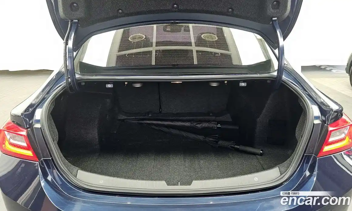 Chevrolet Malibu 2018 2.0 Автомат в Москве № 719357, фото 20