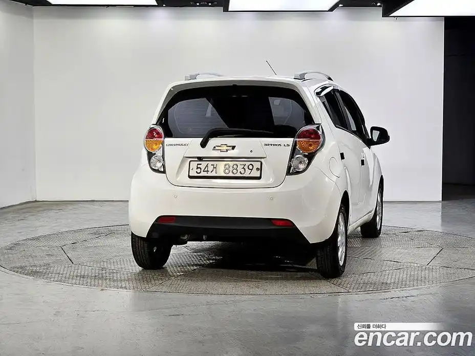 Chevrolet Spark 2012 1.0 Автомат в Москве № 719512, фото 3