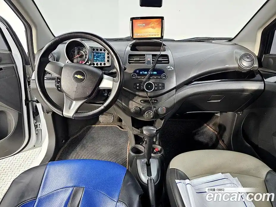 Chevrolet Spark 2012 1.0 Автомат в Москве № 719512, фото 5