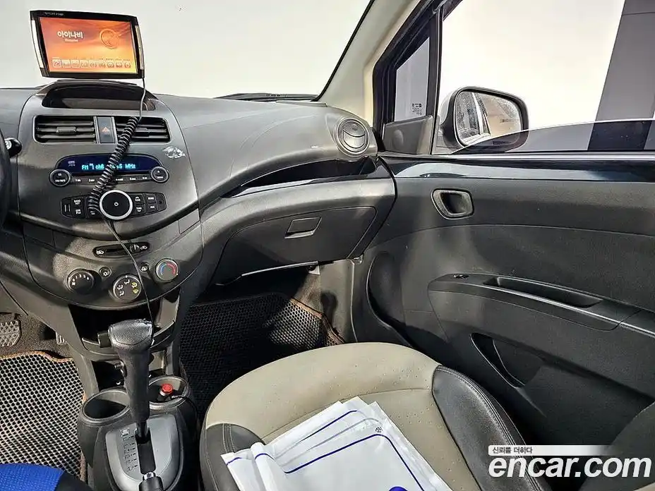 Chevrolet Spark 2012 1.0 Автомат в Москве № 719512, фото 10