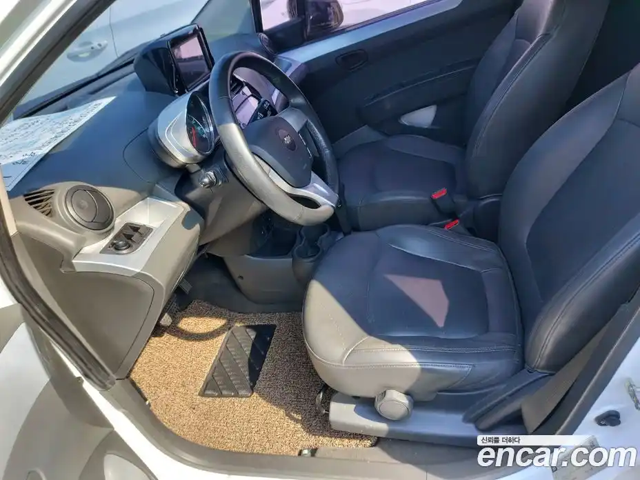 Chevrolet Spark 2014 1.0 Автомат в Москве № 719533, фото 14