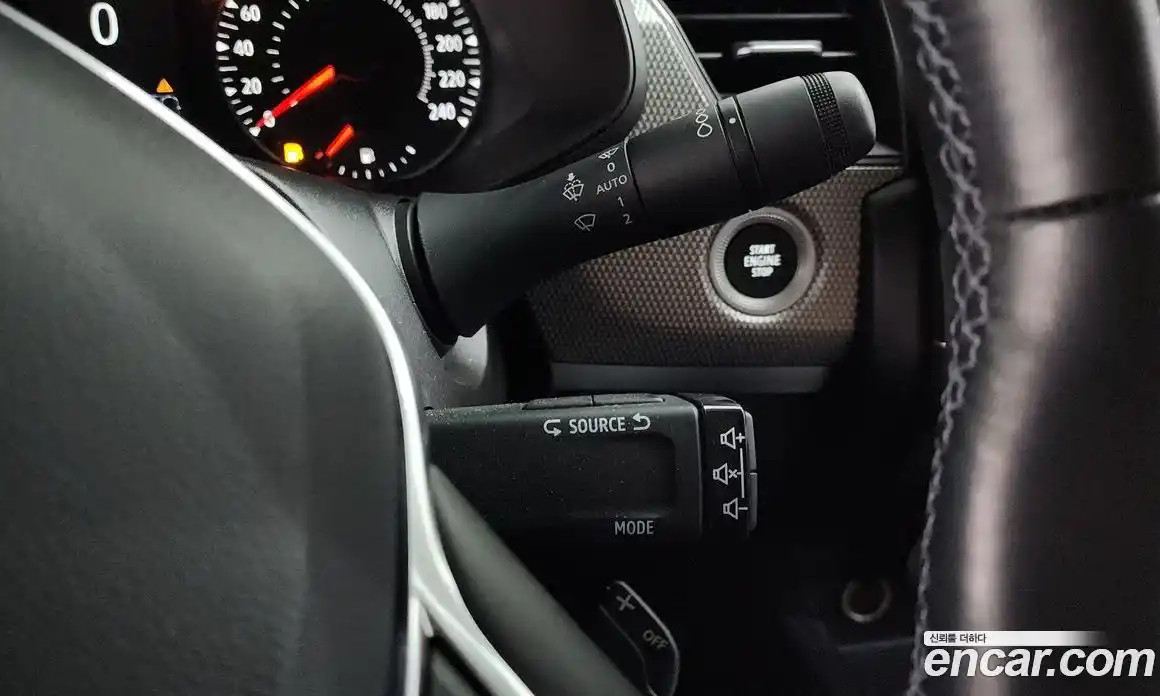 Renault XM3 2023 1.6 Автомат в Москве № 719722, фото 15