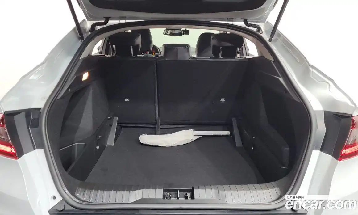 Renault XM3 2023 1.6 Автомат в Москве № 719722, фото 20